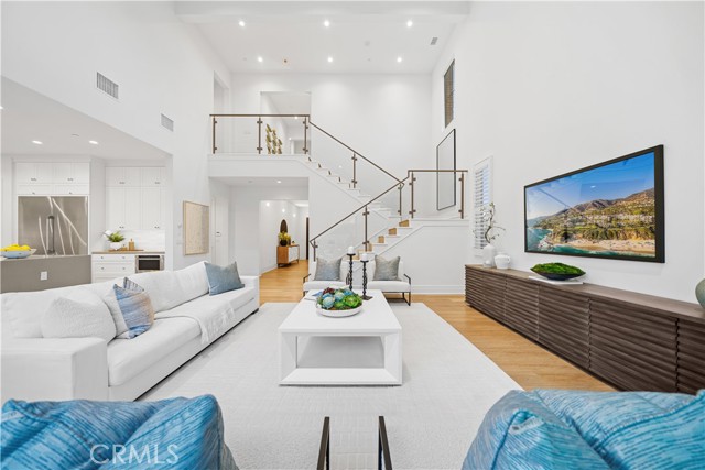 101 Lustro, Irvine CA: https://media.crmls.org/medias/a6c941c8-a8e5-40cd-b1f5-f8f929613fc9.jpg