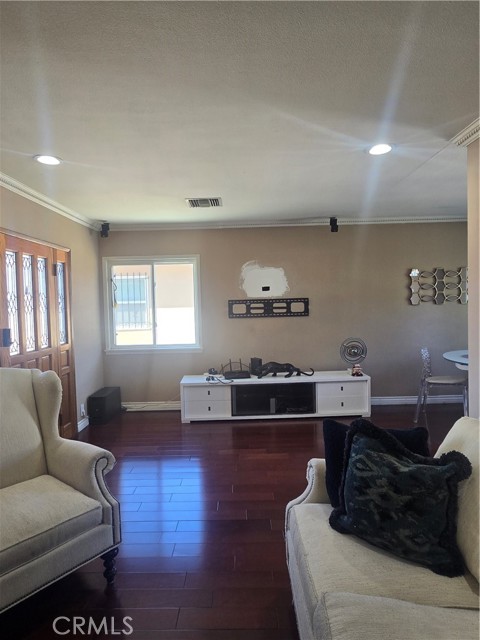 Detail Gallery Image 6 of 23 For 5650 Garypark Ave, Arcadia,  CA 91006 - 3 Beds | 1 Baths