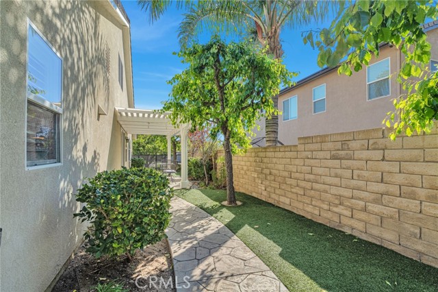 Detail Gallery Image 42 of 50 For 18845 Laurel Crest Lane, Canyon Country,  CA 91351 - 4 Beds | 3 Baths