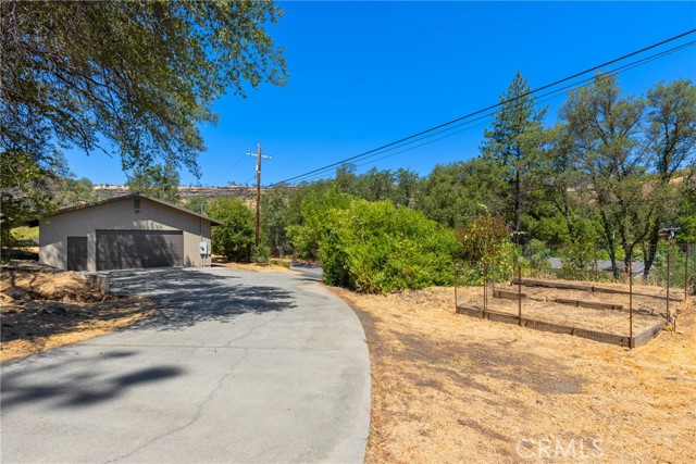 Detail Gallery Image 5 of 24 For 1926 Honey Run Road, Chico,  CA 95928 - – Beds | – Baths