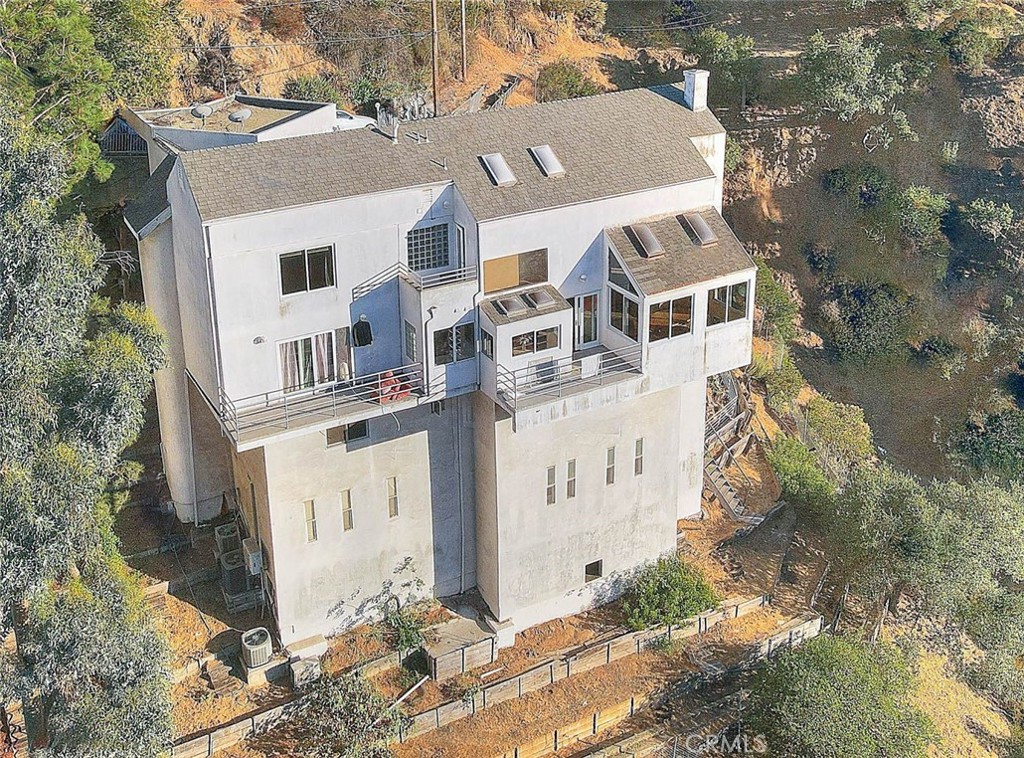 2579 Leicester Drive