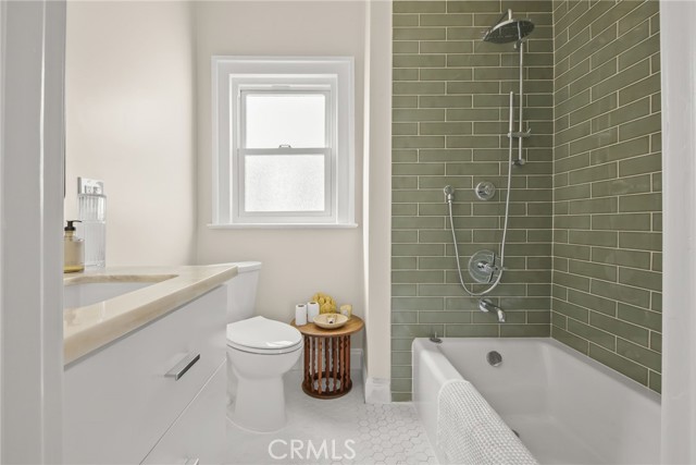 MLS #WS25265117 image #12