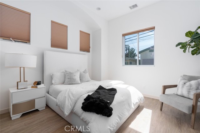 Detail Gallery Image 16 of 32 For 432 1/2 Goldenrod Ave, Corona Del Mar,  CA 92625 - 2 Beds | 2/1 Baths