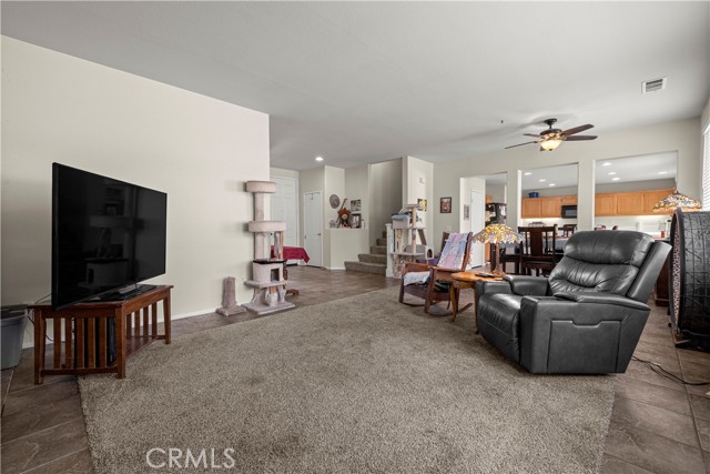 Detail Gallery Image 5 of 31 For 1218 N Larkspur Ln, Beaumont,  CA 92223 - 4 Beds | 3 Baths