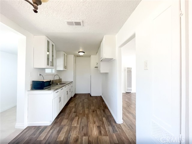 44630 Date Avenue, Lancaster CA: https://media.crmls.org/medias/a6ce7cd4-37ae-4261-bef7-1ed2b8167c83.jpg