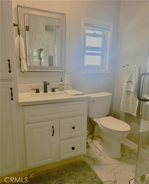 Detail Gallery Image 11 of 40 For 311 Concord Ln, Newport Beach,  CA 92660 - 2 Beds | 2 Baths