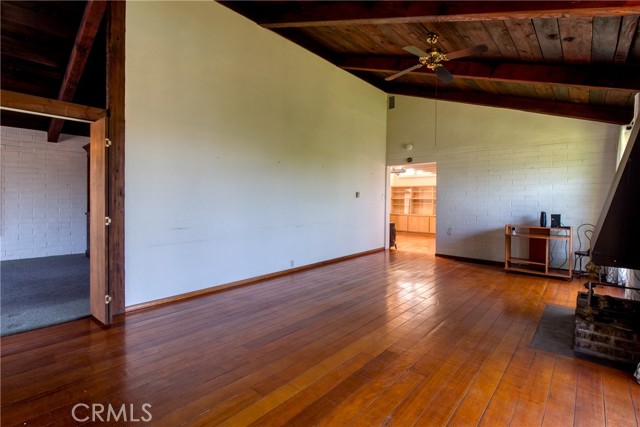 1878 Molino N Avenue, Signal Hill CA: https://media.crmls.org/medias/a6cf0f9a-40a8-4fc9-bda4-8b7479b8b207.jpg