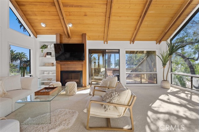 Detail Gallery Image 11 of 59 For 3740 Barbara, San Pedro,  CA 90731 - 2 Beds | 2/1 Baths