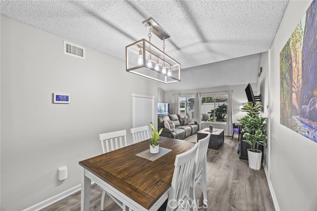 1505 Camelot Drive, Corona CA: https://media.crmls.org/medias/a6d00168-593f-480f-9573-0cea45c7edf1.jpg