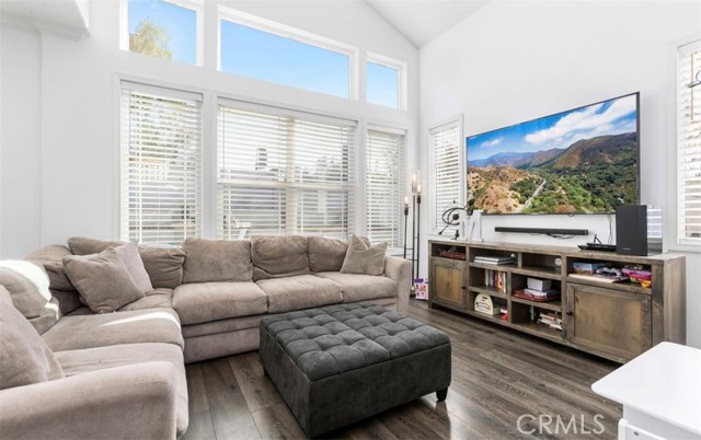 Detail Gallery Image 9 of 25 For 10 Willowbrook, Rancho Santa Margarita,  CA 92688 - 3 Beds | 2/1 Baths