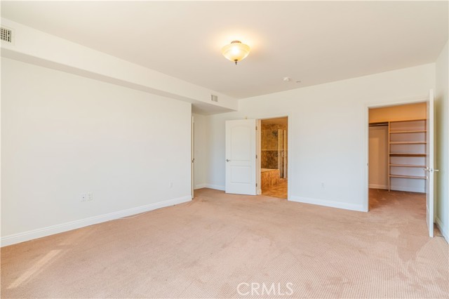 Detail Gallery Image 23 of 29 For 1835 Barrington #202,  Los Angeles,  CA 90025 - 3 Beds | 3 Baths