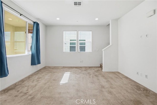 Detail Gallery Image 7 of 30 For 11123 Legion Loop #101,  El Monte,  CA 91731 - 2 Beds | 3 Baths