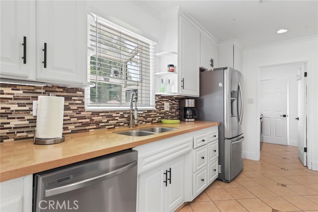 Detail Gallery Image 13 of 35 For 11900 Covello St, North Hollywood,  CA 91605 - 2 Beds | 2 Baths