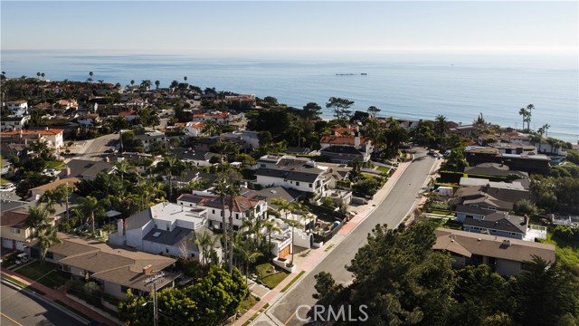 Detail Gallery Image 39 of 48 For 305 W Avenida Gaviota, San Clemente,  CA 92672 - 4 Beds | 4/1 Baths