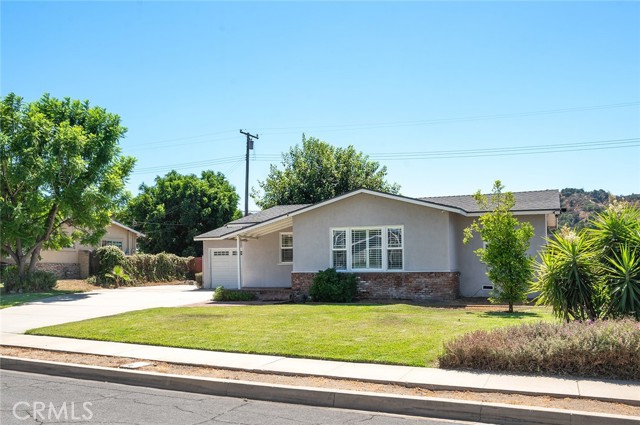 Detail Gallery Image 4 of 48 For 1032 E Lemon Ave, Glendora,  CA 91741 - 3 Beds | 1/1 Baths