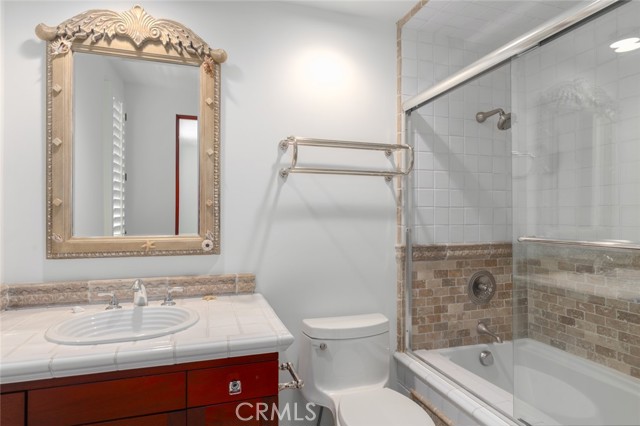 126 Via Koron, Newport Beach CA: https://media.crmls.org/medias/a6d2e37d-e866-4ef2-a513-f0a0fe5077ea.jpg