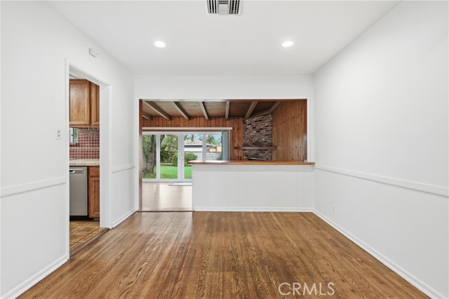 Detail Gallery Image 3 of 30 For 16753 Magnolia, Encino,  CA 91436 - 3 Beds | 2 Baths