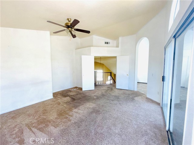 Detail Gallery Image 8 of 12 For 22500 Greenwich Ct, Moreno Valley,  CA 92553 - 4 Beds | 3/1 Baths