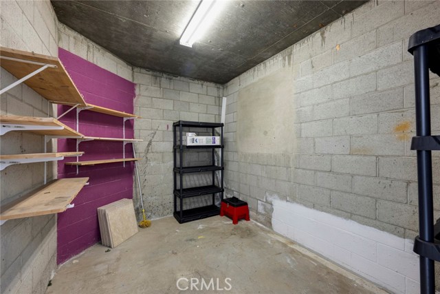 Detail Gallery Image 33 of 36 For 5027 Colfax Ave #1,  Valley Village,  CA 91601 - 3 Beds | 3 Baths