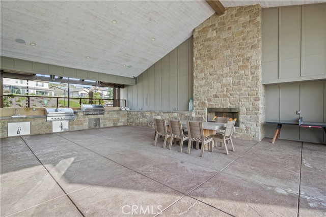 Detail Gallery Image 44 of 49 For 18175 Meridian Ln, Saugus,  CA 91350 - 3 Beds | 2/1 Baths