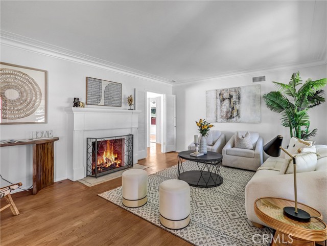 2242 S 5th Avenue, Arcadia CA: https://media.crmls.org/medias/a6d4dba7-0f4a-4c67-a8f9-72136ddfbcf6.jpg