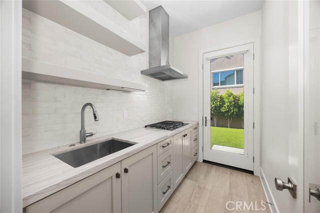 Detail Gallery Image 15 of 60 For 237 Pinnacle, Irvine,  CA 92602 - 4 Beds | 4/1 Baths