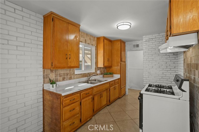 Detail Gallery Image 9 of 30 For 14829 Gagely Dr, La Mirada,  CA 90638 - 3 Beds | 2 Baths