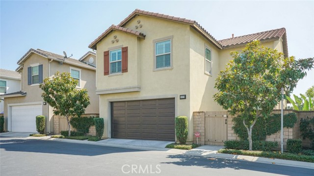 1275 N Crape Myrtle Dr, Azusa, CA 91702