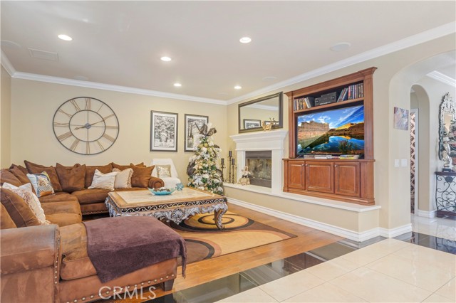 Detail Gallery Image 6 of 18 For 139 Sawtelle Ct, Simi Valley,  CA 93065 - 4 Beds | 3/1 Baths