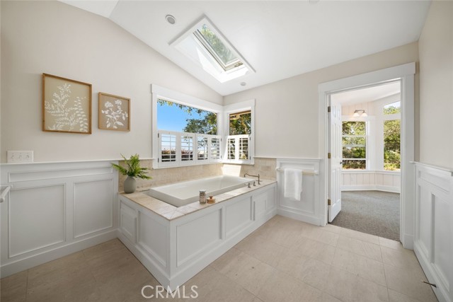 2650 Skyview Trail, San Luis Obispo CA: https://media.crmls.org/medias/a6d8945e-853b-4c2e-a6cc-92cbfd930e23.jpg