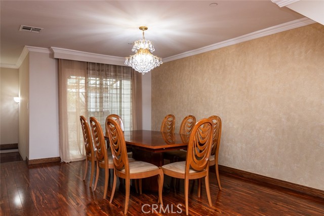 Detail Gallery Image 14 of 44 For 707 Raleigh St #5,  Glendale,  CA 91205 - 3 Beds | 3 Baths