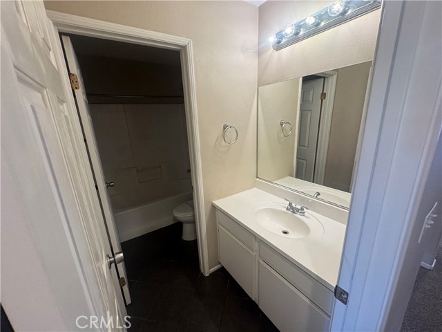 531 Corte San Pablo, Perris CA: https://media.crmls.org/medias/a6da58fd-c963-4c01-8c21-a4e07ea2b782.jpg
