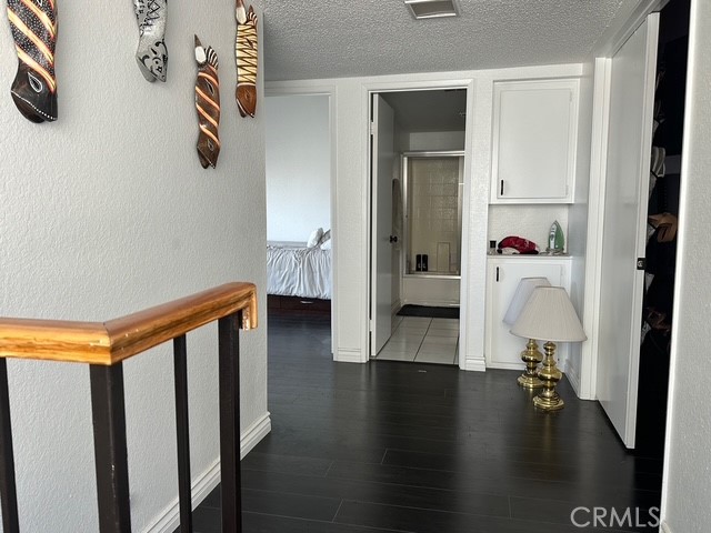 Detail Gallery Image 11 of 24 For 23587 Parkland Ave, Moreno Valley,  CA 92557 - 3 Beds | 2/1 Baths