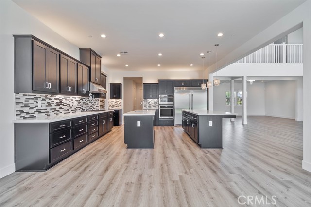 1734 Lester Avenue, Clovis CA: https://media.crmls.org/medias/a6dbda54-adee-4e2a-bb4a-1f84bb9cce83.jpg