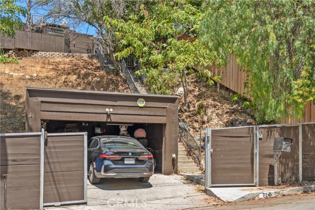 Detail Gallery Image 42 of 43 For 7241 Woodrow Wilson Dr, Los Angeles,  CA 90068 - 2 Beds | 2 Baths