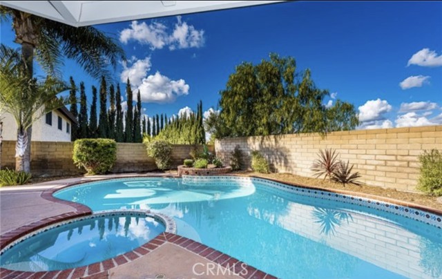 Beautiful luxury home in the Hills of Anaheim. Four bedrooms 3 full baths, Complete Designer remodel in 2023 by Tarek Elmoussa (Flip or Flop).
Beautiful back yard pool and spa. A must see!!