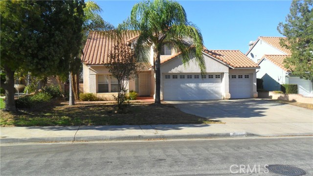 20568 Mesa Oak Dr, Riverside, CA 92508