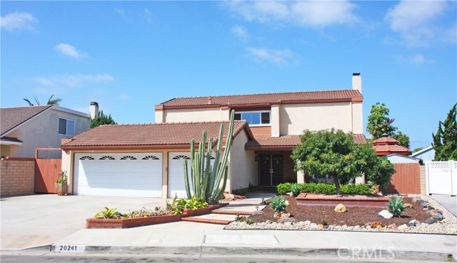 20241 Meander Ln, Huntington Beach, CA 92646