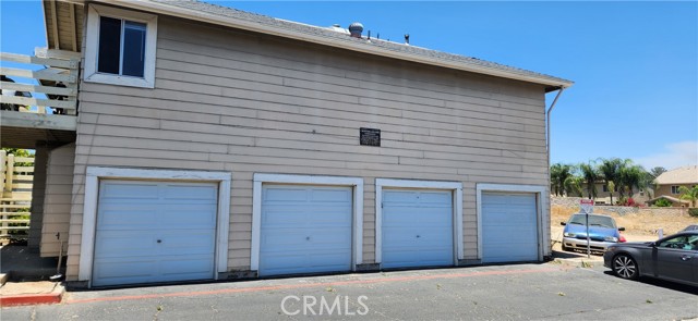 713 Walnut Drive, Lake Elsinore CA: https://media.crmls.org/medias/a6dd752e-79e6-4ce9-a9e4-8c64154f7474.jpg