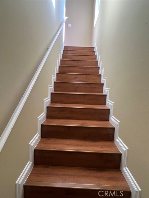 Detail Gallery Image 4 of 20 For 1577 E 51st, Los Angeles,  CA 90011 - 4 Beds | 2 Baths