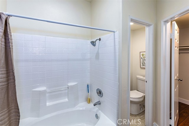1010 S Gibraltar Avenue, Anaheim CA: https://media.crmls.org/medias/a6dddba3-0471-49c9-981b-3ce45dc9b63a.jpg