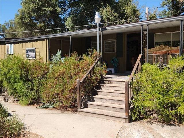 49832 Road 426, Oakhurst CA: https://media.crmls.org/medias/a6de5f1e-b595-4471-9f86-9069def75939.jpg
