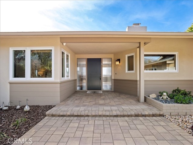 3744 Foothill Road, Santa Barbara CA: https://media.crmls.org/medias/a6de7419-859d-4e84-8dc9-39e83b484530.jpg