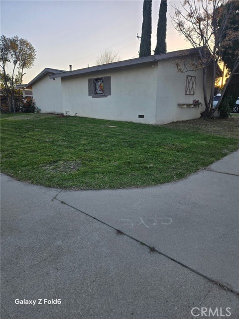 Detail Gallery Image 2 of 14 For 461 W Scott St, Rialto,  CA 92376 - 3 Beds | 2 Baths