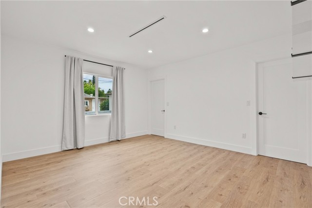 13817 Bromwich Street, Arleta CA: https://media.crmls.org/medias/a6de9cbe-0472-49bb-9f6e-a47b012b6319.jpg
