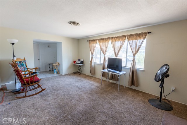 Detail Gallery Image 8 of 41 For 1191 W Avenue J-11, Lancaster,  CA 93534 - 4 Beds | 3 Baths