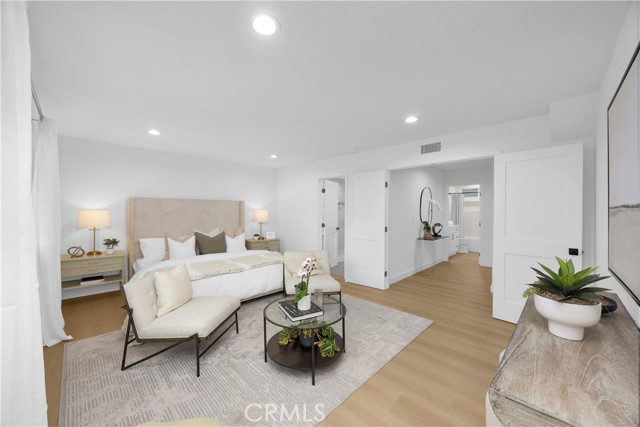 Detail Gallery Image 17 of 33 For 20942 Queens Park, Huntington Beach,  CA 92646 - 5 Beds | 3 Baths