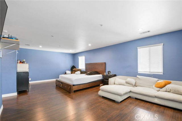 Detail Gallery Image 20 of 33 For 9261 Cedar, Bellflower,  CA 90706 - 5 Beds | 3 Baths