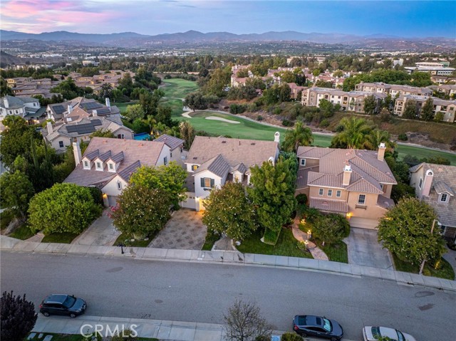Detail Gallery Image 2 of 74 For 26858 Pine Hollow Ct, Valencia,  CA 91381 - 5 Beds | 4 Baths