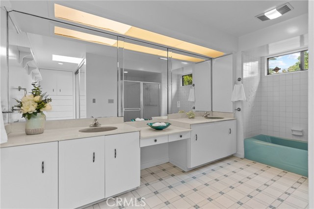 12319 Aneta Street, Culver City CA: https://media.crmls.org/medias/a6e20835-25cf-4bf2-918a-5de2c935ba2a.jpg